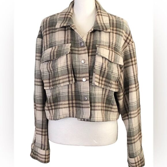 Shein plaid cropped snap down collared jacket size med - Picture 1 of 5
